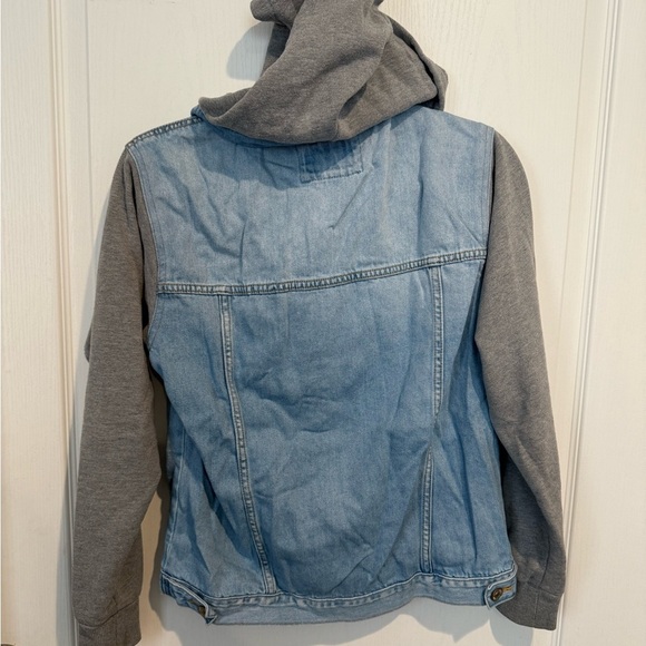 Forever 21 Blue Denim Jacket with Gray Accents - Picture 4 of 4